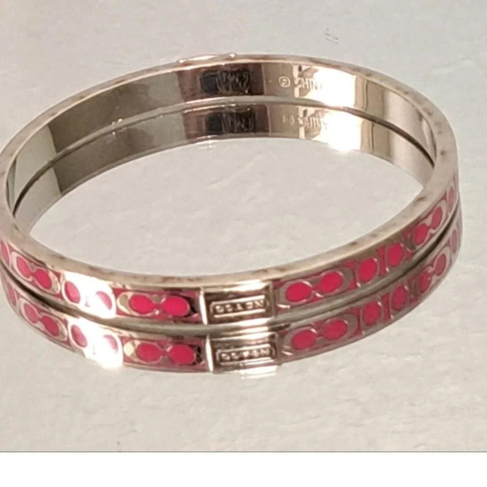 Coach Signature C Bangle Bracelet & Earrings - Silver and Pink - EUC